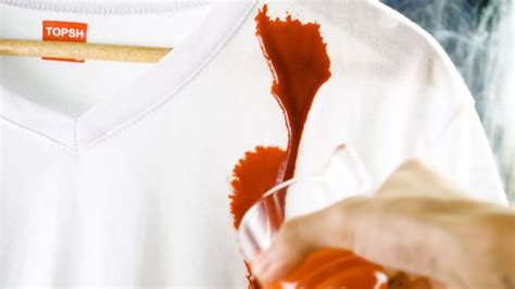 how to apply fake blood to clothing|make your own blood shirt.